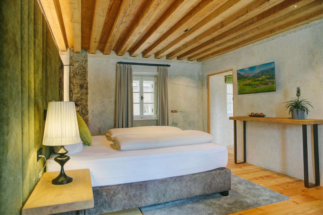 Hotel Boutique Im Auracher Löchl 4*