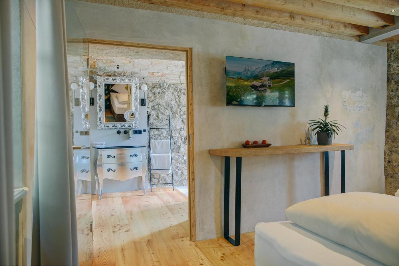 Boutique Im Auracher Löchl Hotel 4*